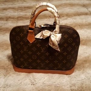 💯Authetic Louis vuitton purse